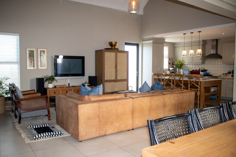 To Let 3 Bedroom Property for Rent in Sitari Country Estate Western Cape